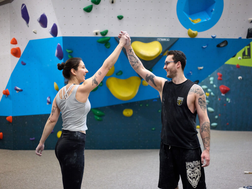 Monkeyspot Mönchengladbach Bouldern gemeinsam